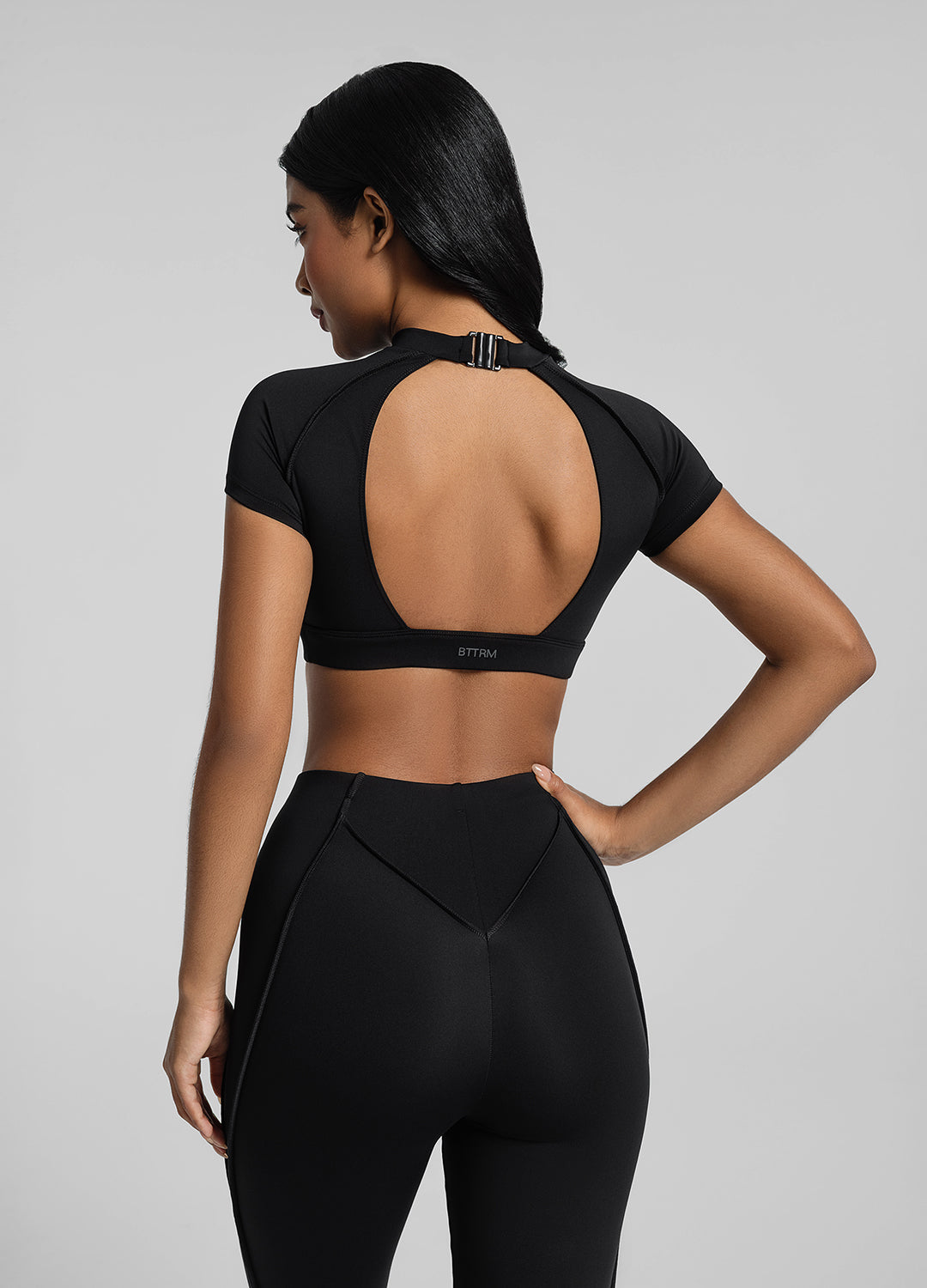 Open-Back Crop Top (Color: Black) | BetterMe Store