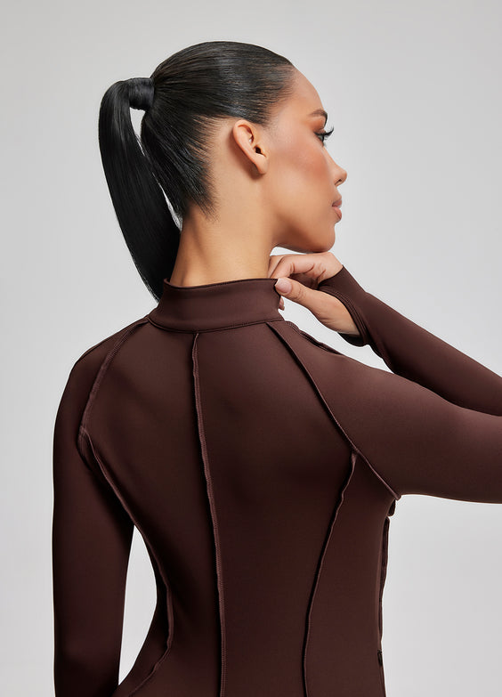 Haut zippé à manches longues avec contouring
