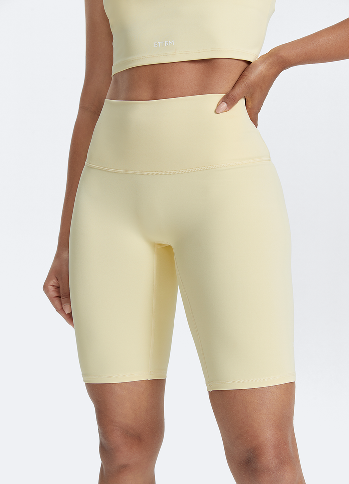 Short sculptant pour le Pilates 