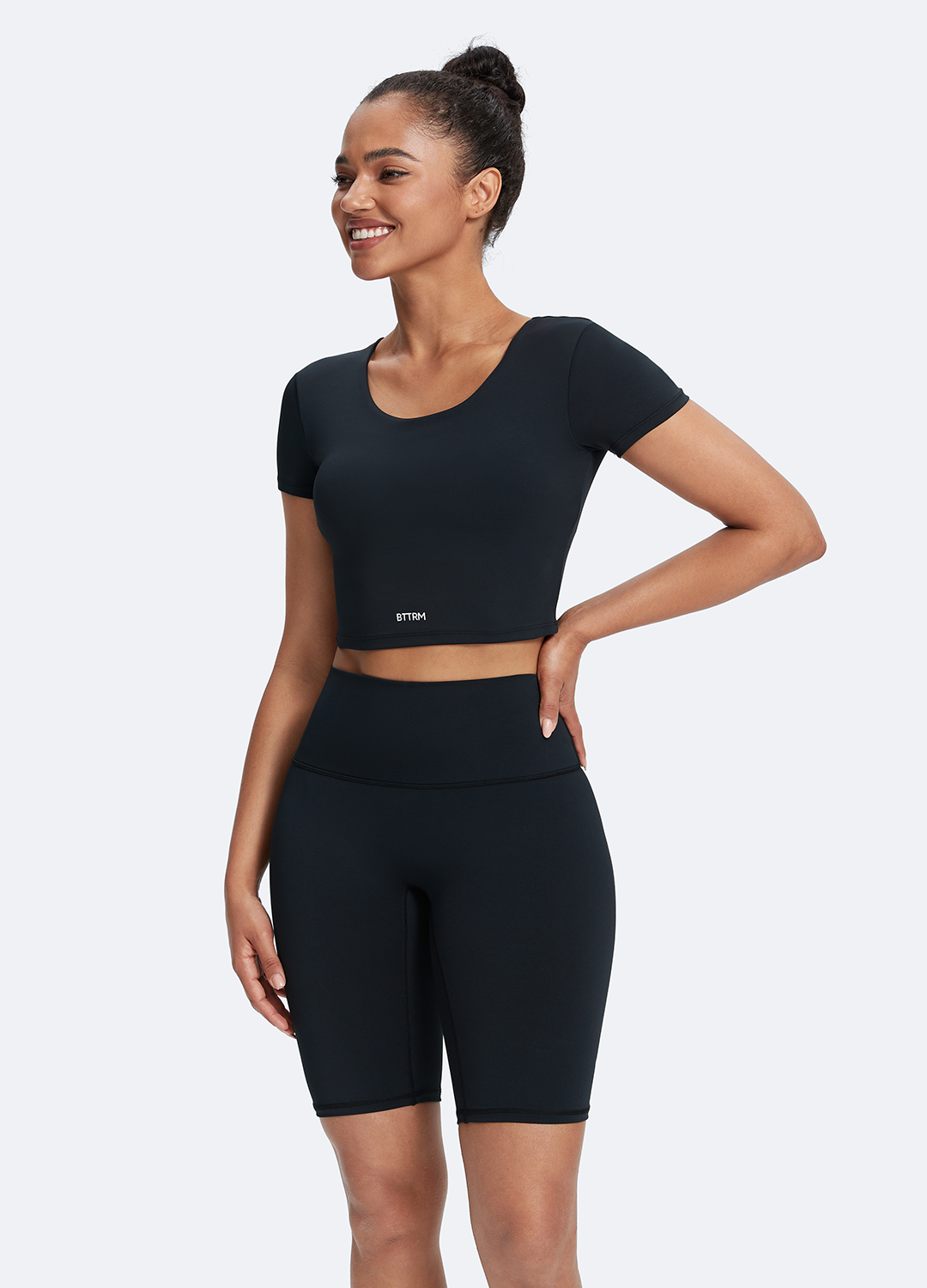 Round Neck Crop Top (Color: Black) | BetterMe Store