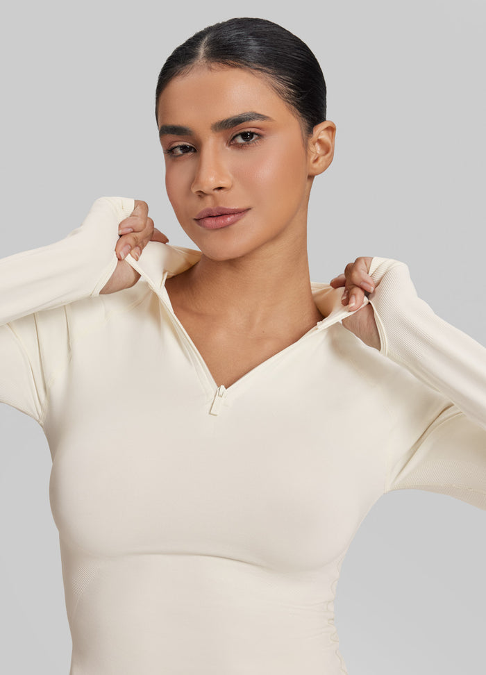 Ultrasculpt Longline Form-Fitting Seamless Thumb Hole Twill Knit Half-Zip Top