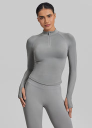 Ultrasculpt Longline Form-Fitting Seamless Thumb Hole Twill Knit Half-Zip Top