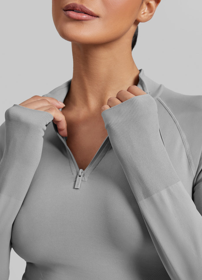 Ultrasculpt Longline Form-Fitting Seamless Thumb Hole Twill Knit Half-Zip Top
