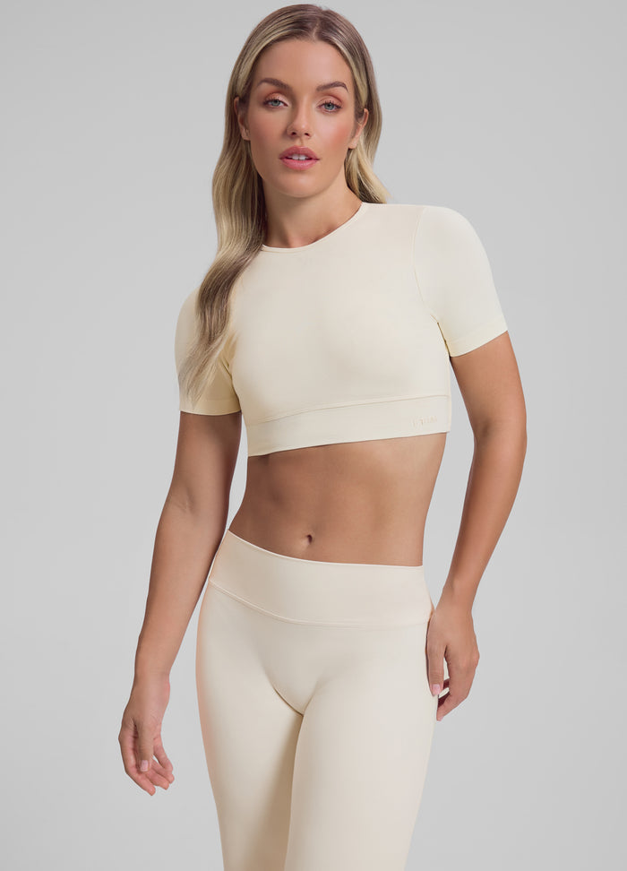 Ultrasculpt Crew Neckline Backless Removable Bra Cups Seamless Crop Top