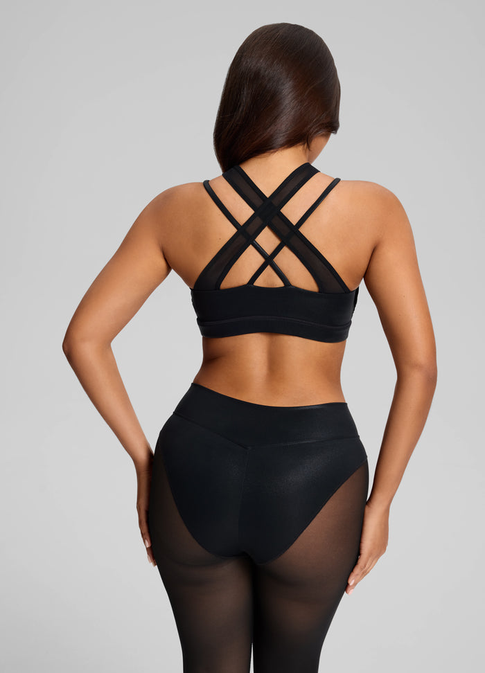Sculpt Strappy Crossback Top
