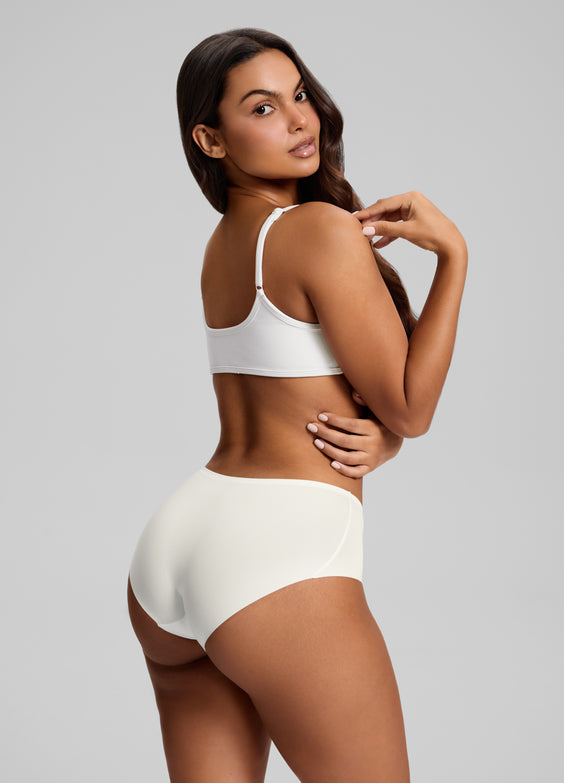 Seamless Mid-Rise Boyshort