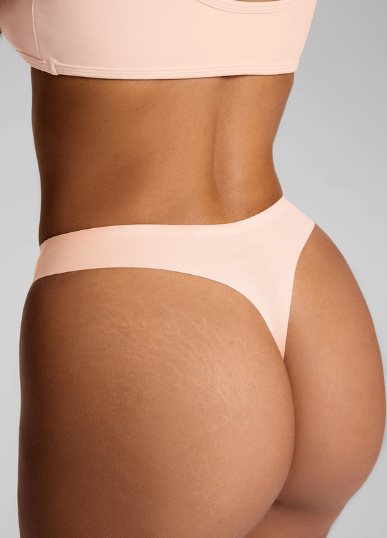 Seamless Mid-Rise Thong