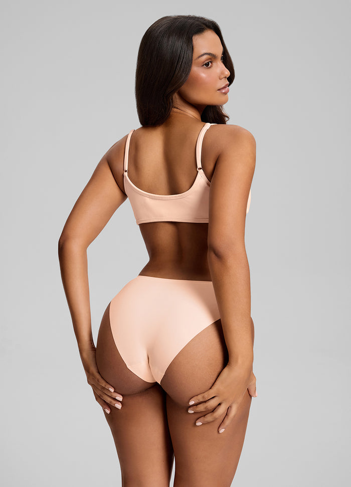 Nahtloser Bikini mit mittlerer Leibhöhe