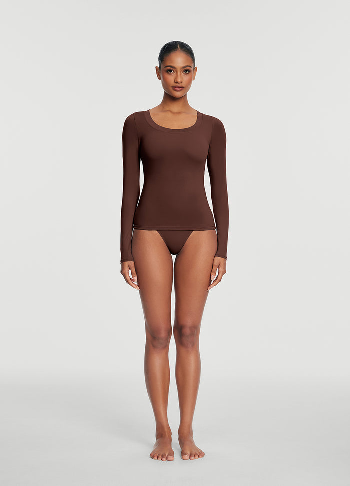 Scoop Neck Long Sleeve Top