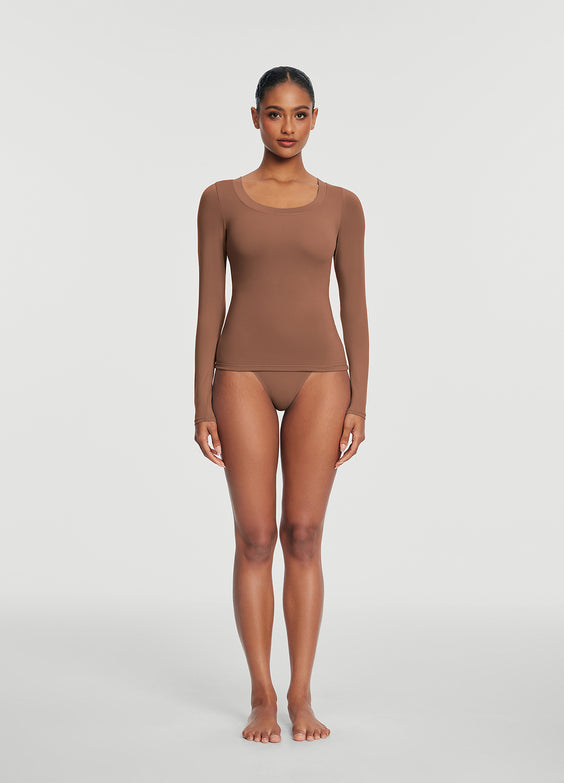 Scoop Neck Long Sleeve Top