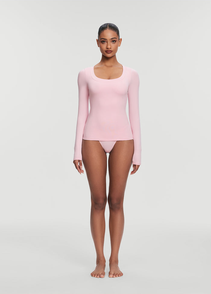 Scoop Neck Long Sleeve Top