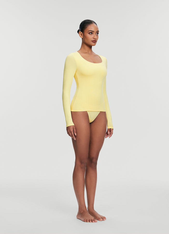 Scoop Neck Long Sleeve Top