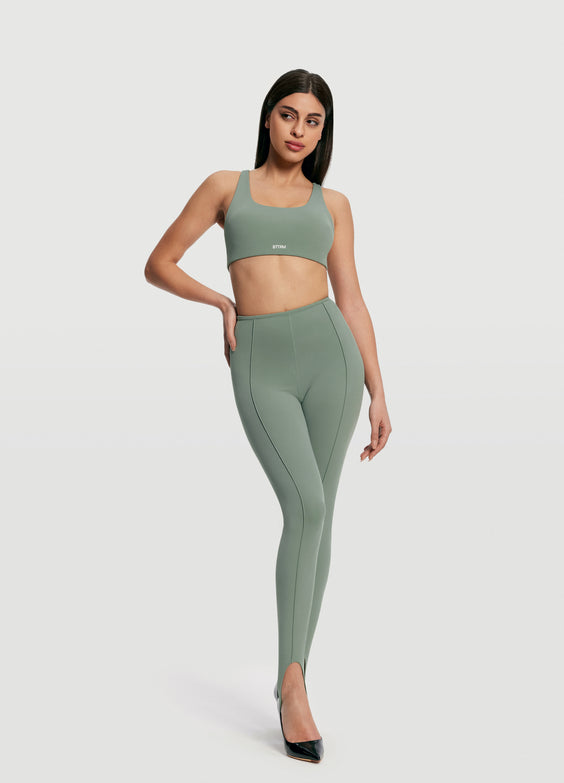 High-Waisted Stirrup