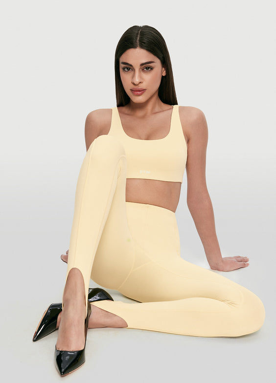 High-Waisted Stirrup