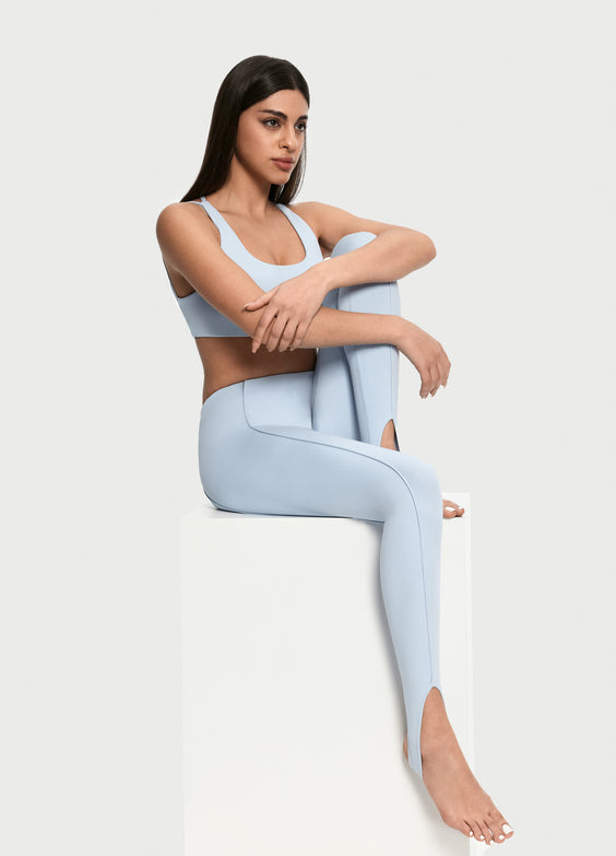 High-Waisted Stirrup