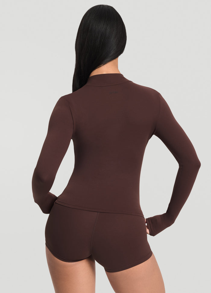 Sleek Zip-Up Long Sleeve Jacket