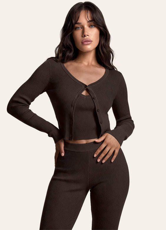 Kurze Damen-Strickjacke in Rippstrick