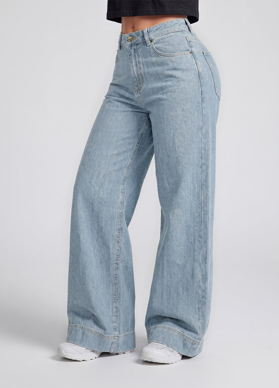 High Waisted Wide Leg Jeans
