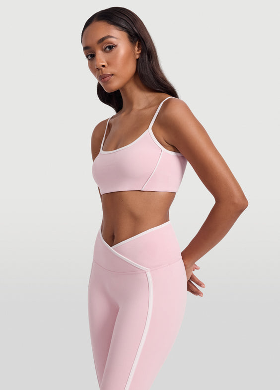 Contrast Scoop Top