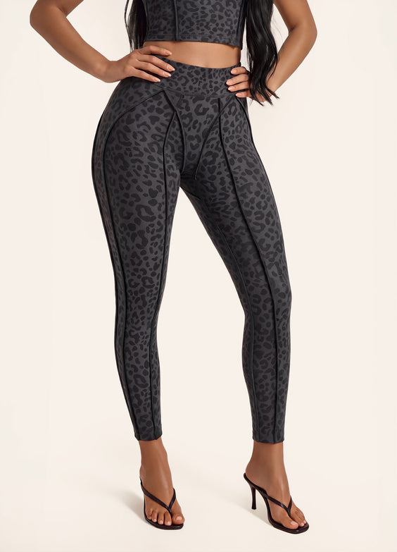 Black Leopard Contour Stitch Leggings