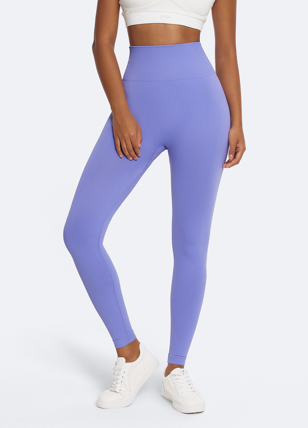 V-Back Scrunch Leggings