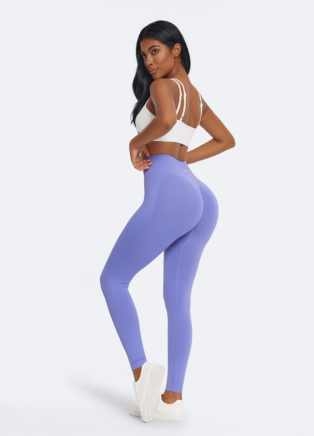 V-Back Scrunch Leggings