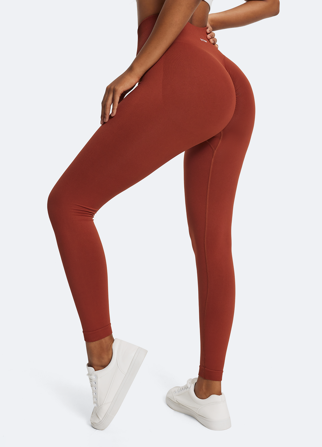 V-Back Scrunch Leggings