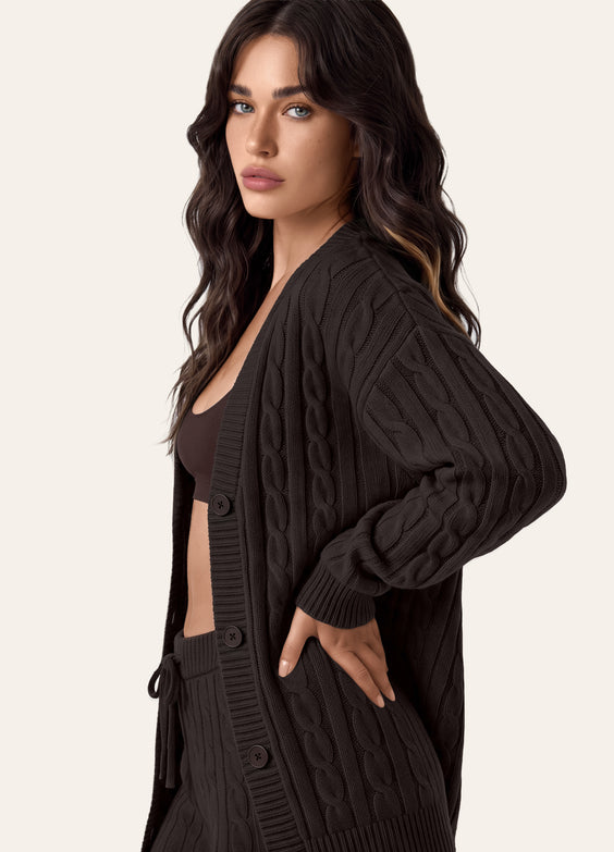 Cardigan oversize in maglia grossa a trecce