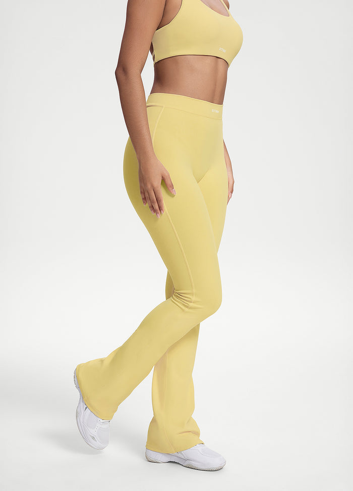 Scrunch Back Flared Leggings