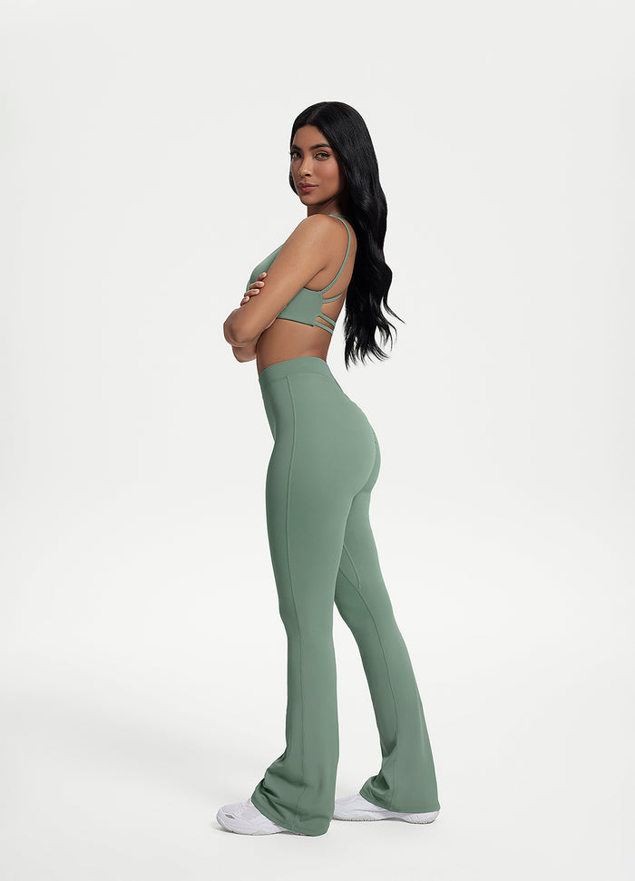 Scrunch Back Flared Leggings