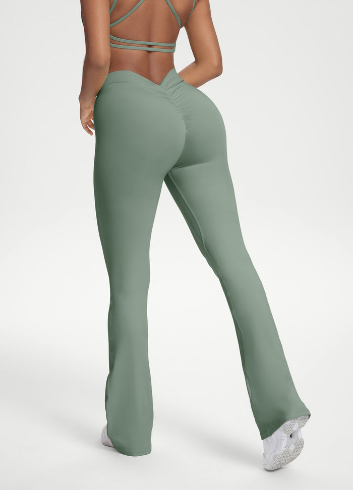 Scrunch Back Flared Leggings