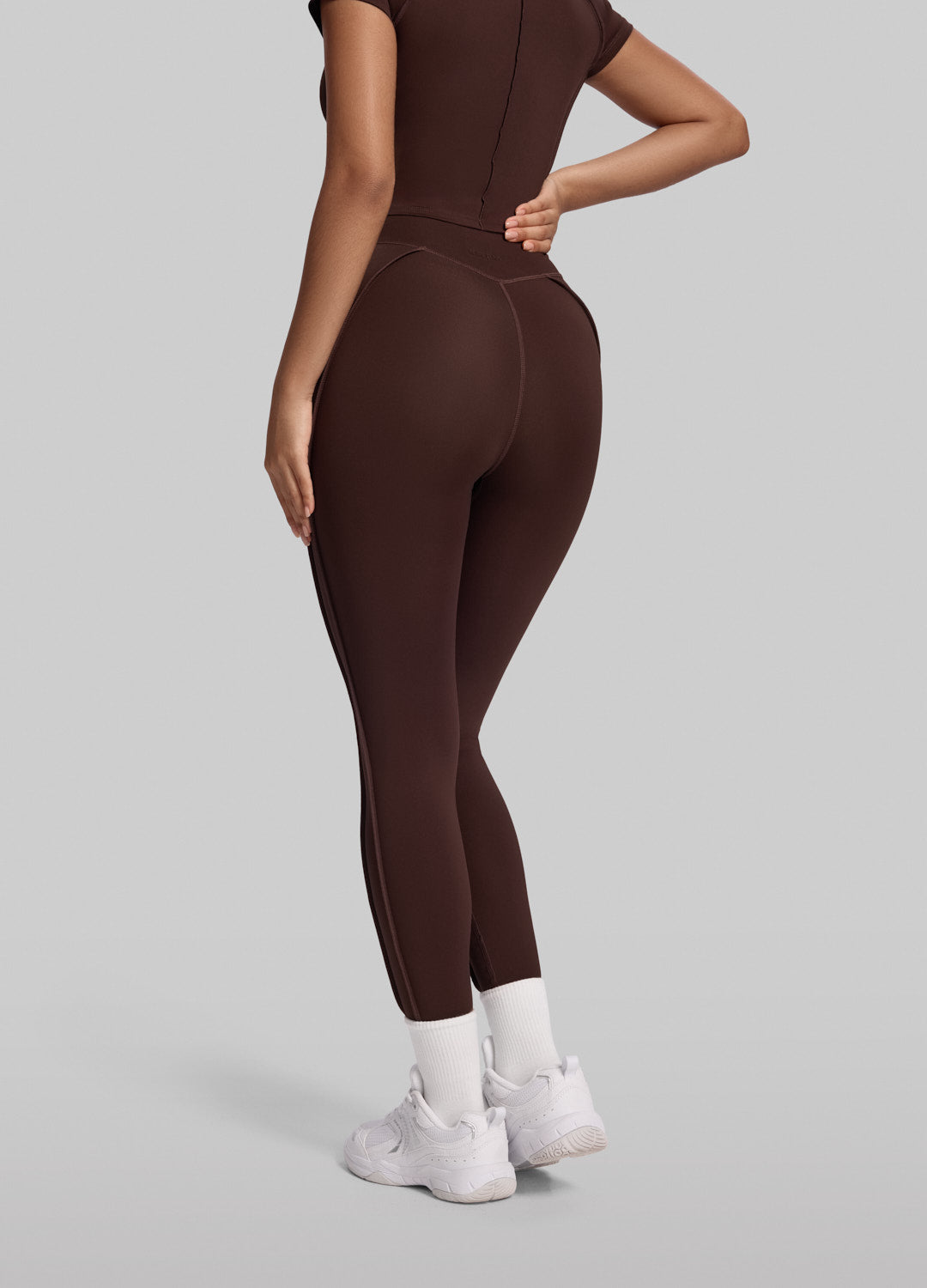 Contour Stitch Leggings (Color: Chocolate) | BetterMe Store