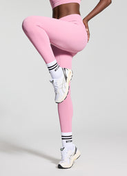 V-Cut Scrunch Leggings