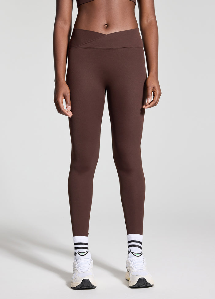 V-Cut Scrunch Leggings