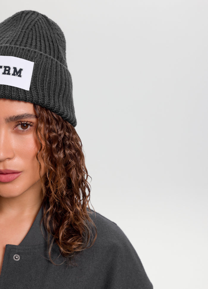 Шапка Better League