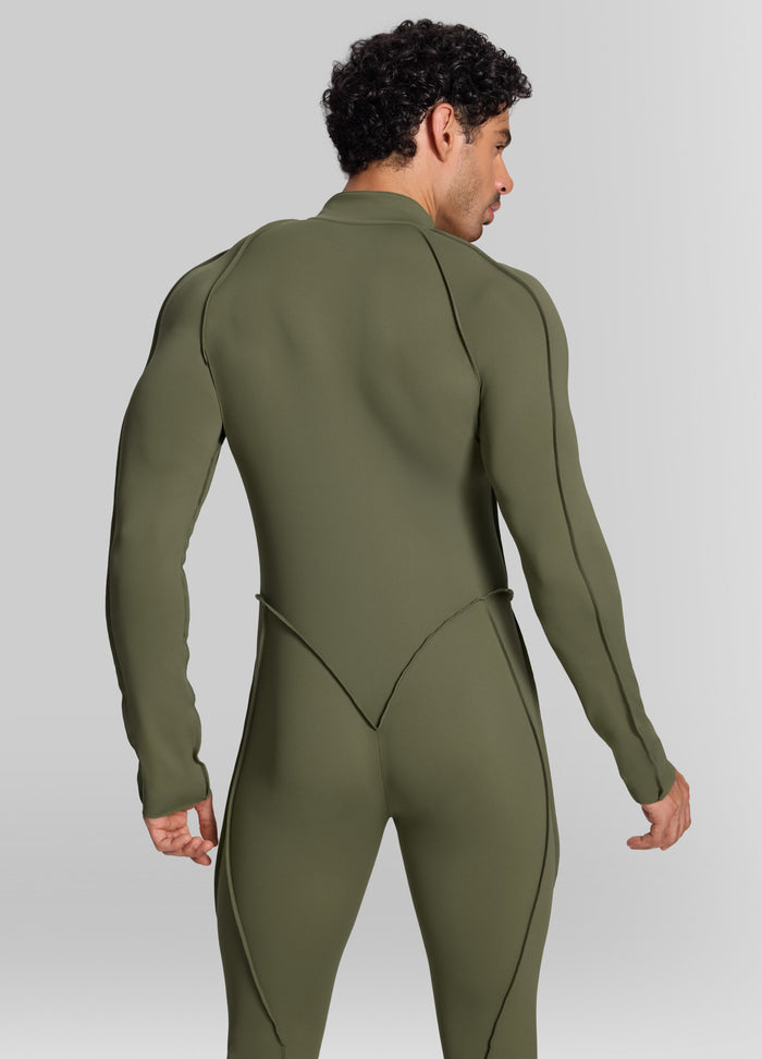 Closed-Back Herosuit