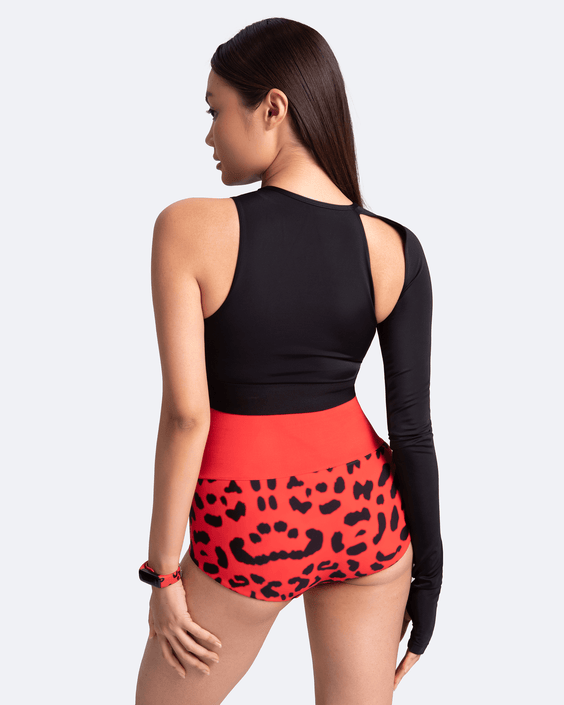 Top tendance épaule dénudée asymétrique